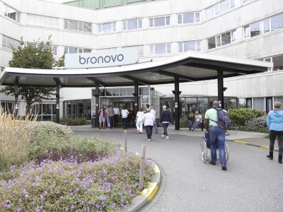 Ziekenhuis Antoniushove blijft, Bronovo sluit
